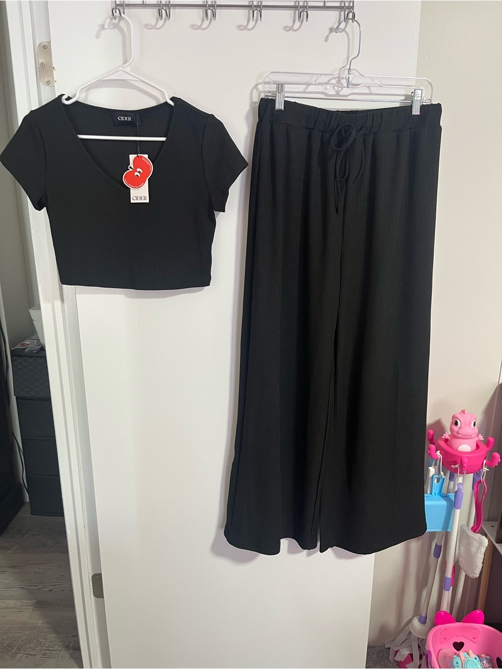 Cider Black Ribbed Short Sleeve V Neck Crop Top & Wide-Leg Drawstring Pants Set